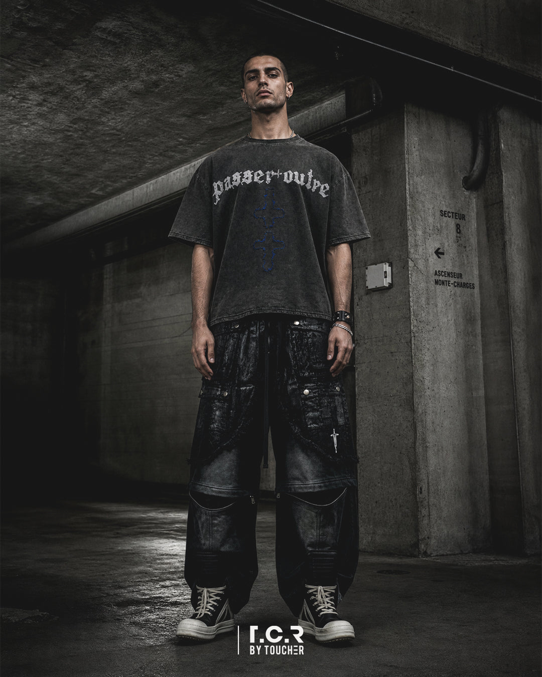 T.C.R SHADOW PHASE CONVERTIBLE BAGGY PANTS - BLACK