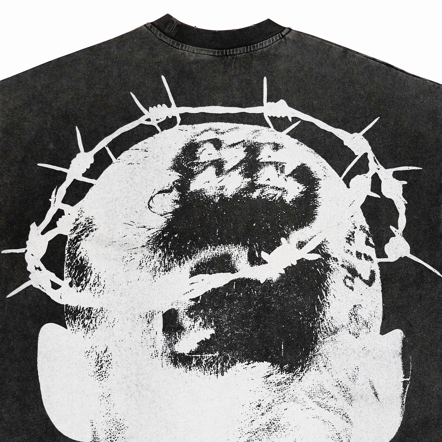 T.C.R PASSER OUTRE TEE - BLACK