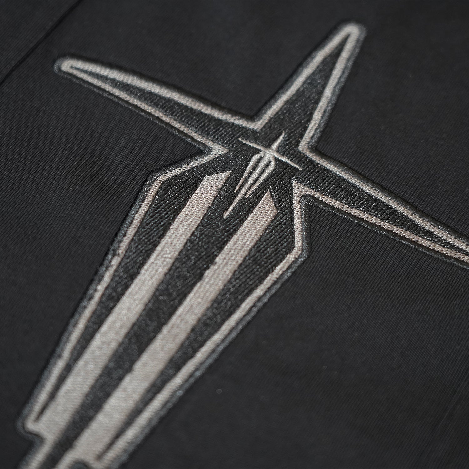 T.C.R AXIS TEE - BLACK