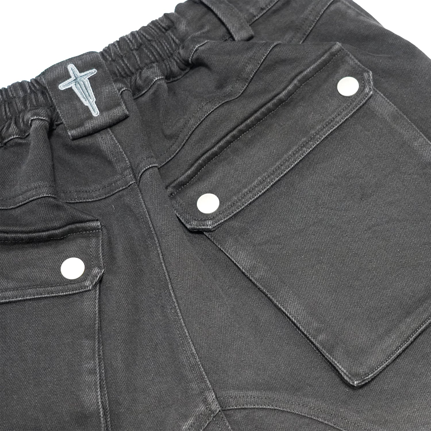 T.C.R INDUSTRIAL FADE CARGO LONG SHORTS - BLACK