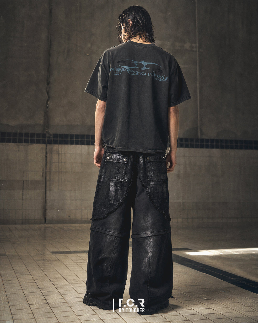 T.C.R PUISSANCE CONFINEE TEE - BLACK