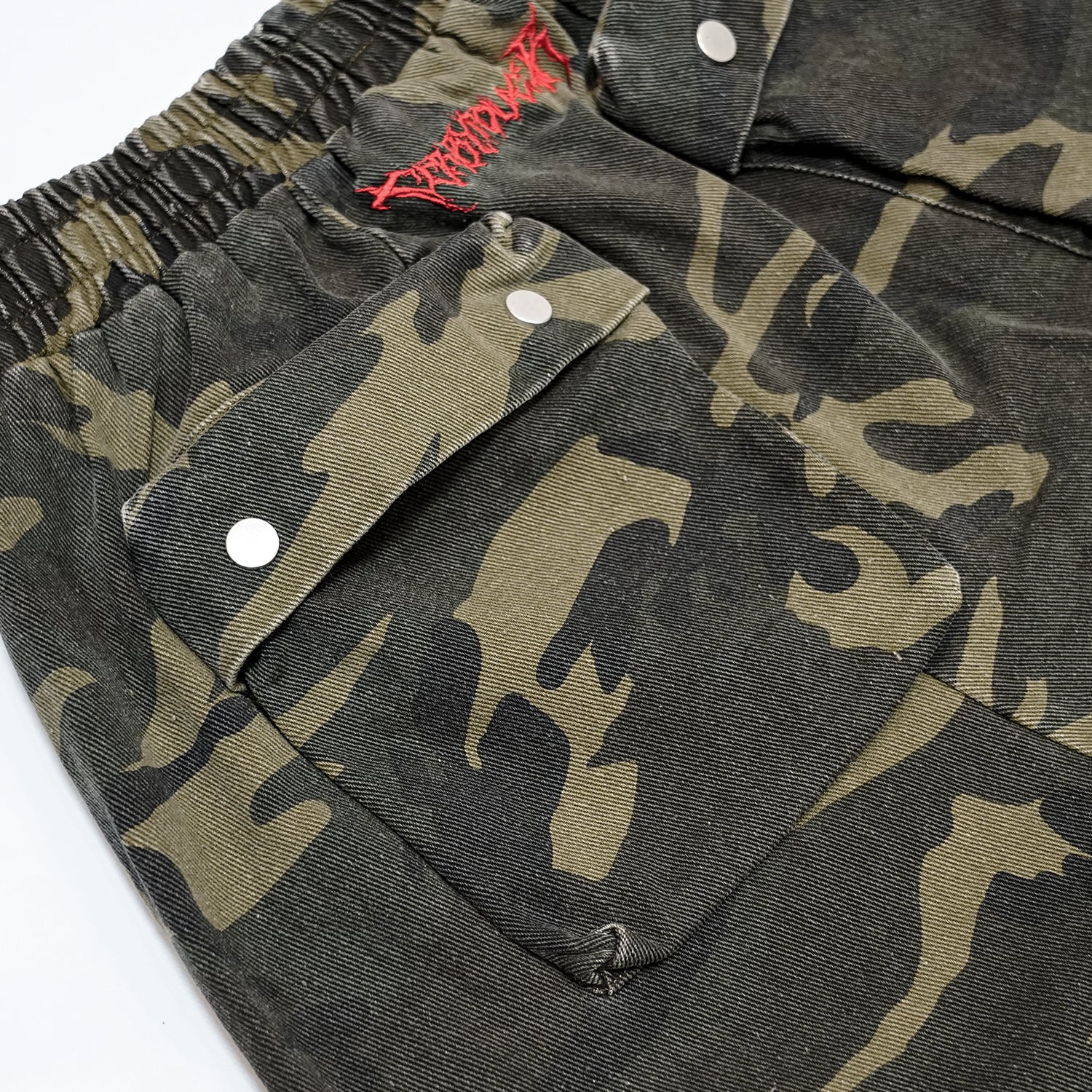 T.C.R RELAPSE MULTI POCKET SAROUEL CARGO SHORTS - CAMO