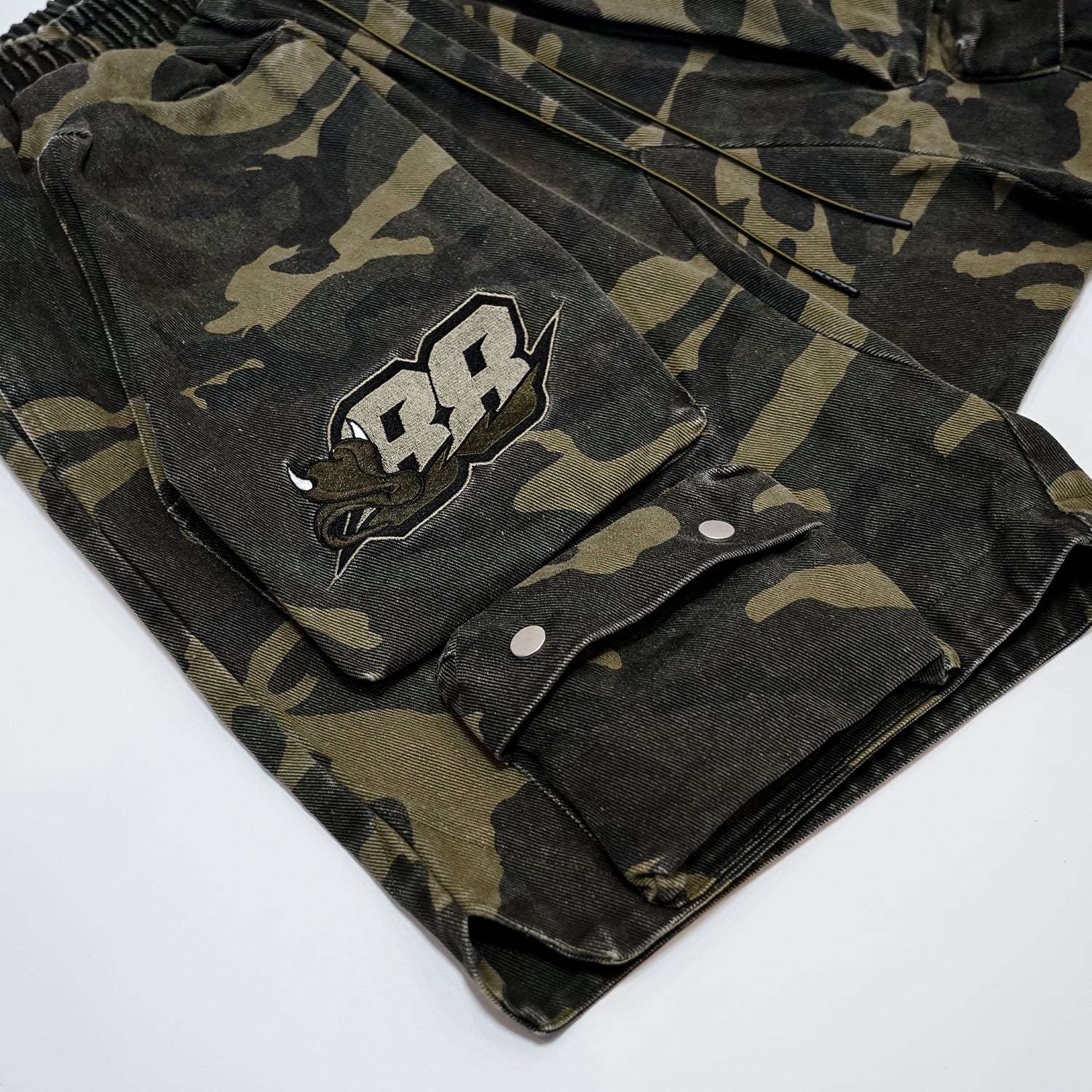 T.C.R RELAPSE MULTI POCKET SAROUEL CARGO SHORTS - CAMO