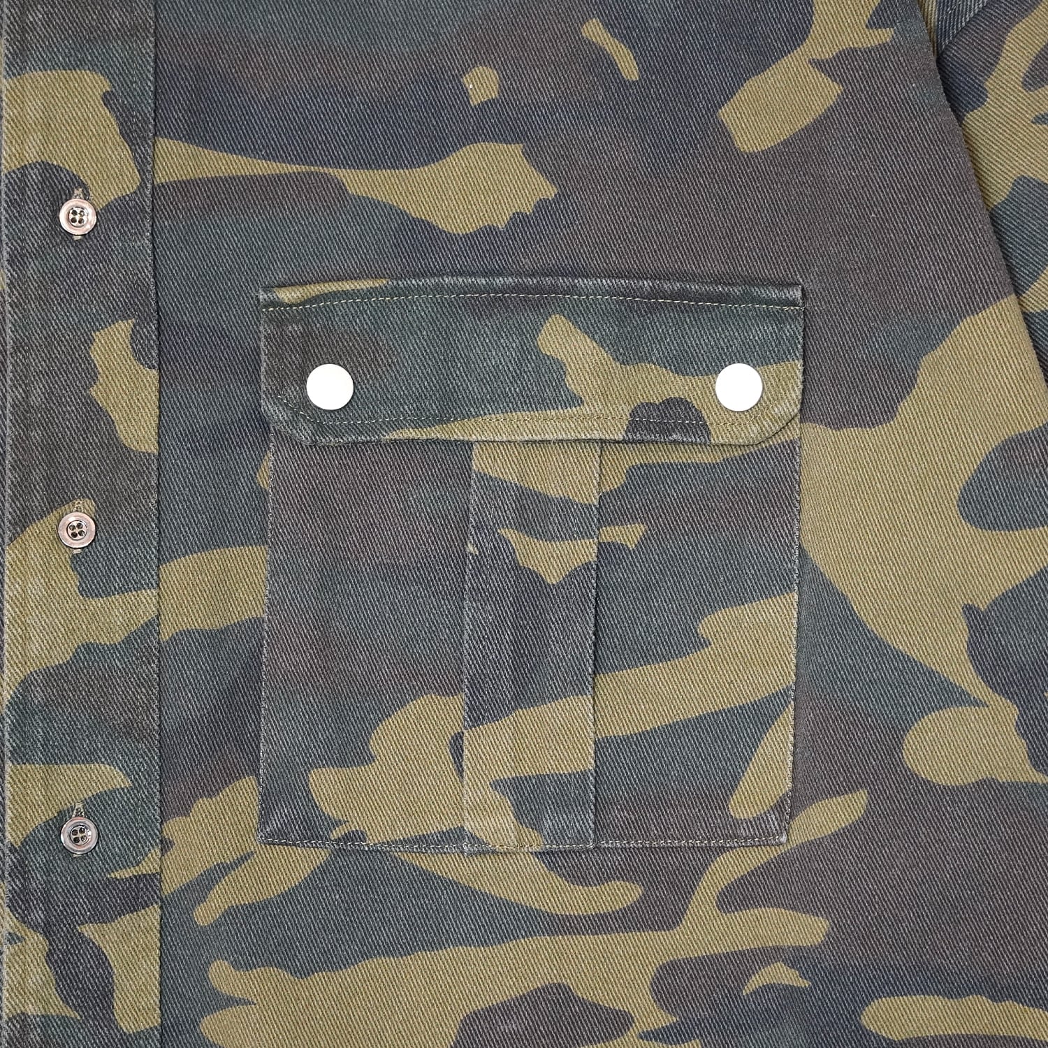 T.C.R DISTRESSED CAMO SHIRTS JACKET - CAMO
