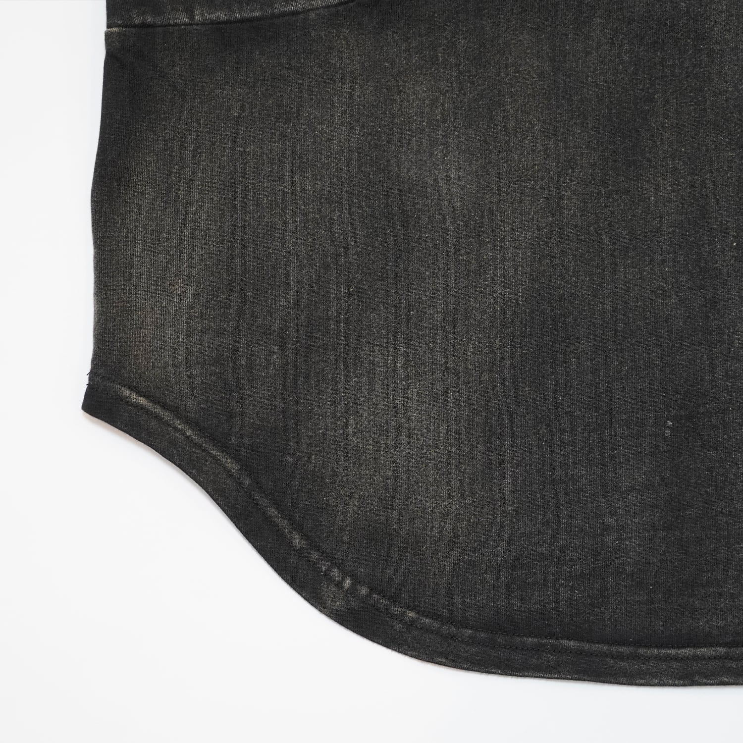 T.C.R ACID CIRCLE S/S TEE - BLACK