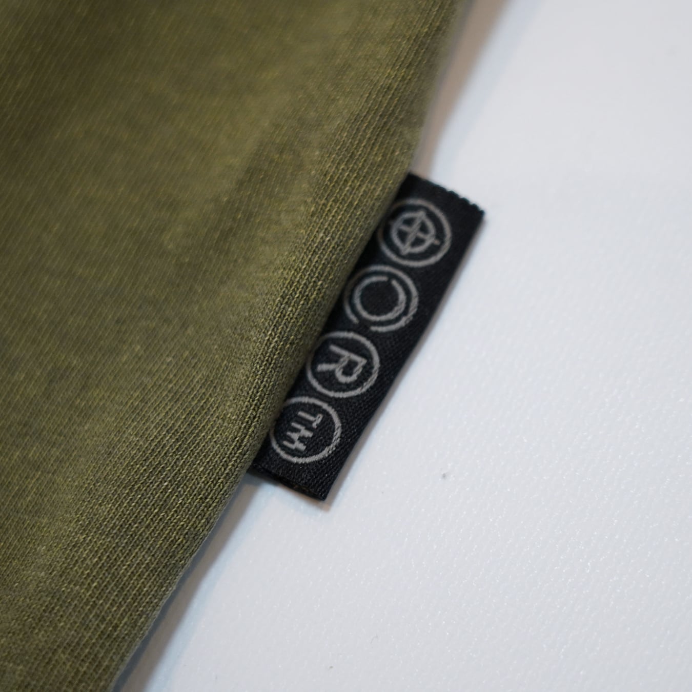 T.C.R MIND CONTROLLER WASHED S/S TEE - GRAY GREEN