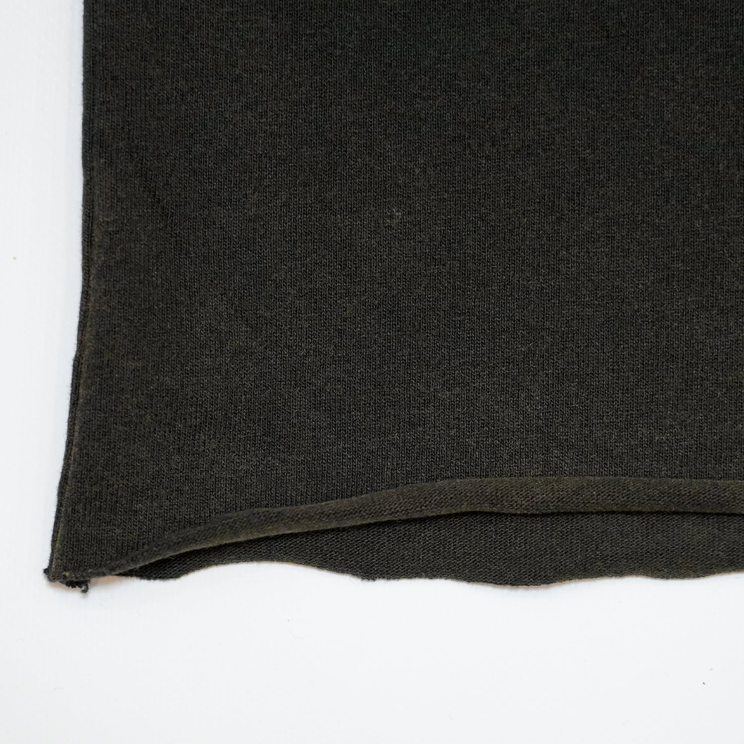 T.C.R COLLEGE LOGO CROPPED WASH S/S TEE - YELLOW / BLACK