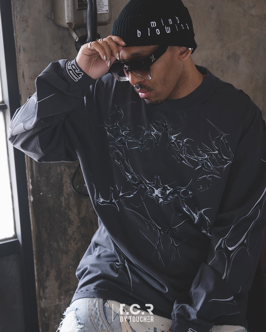 T.C.R CHROME ARMOR L/S TEE - BLACK
