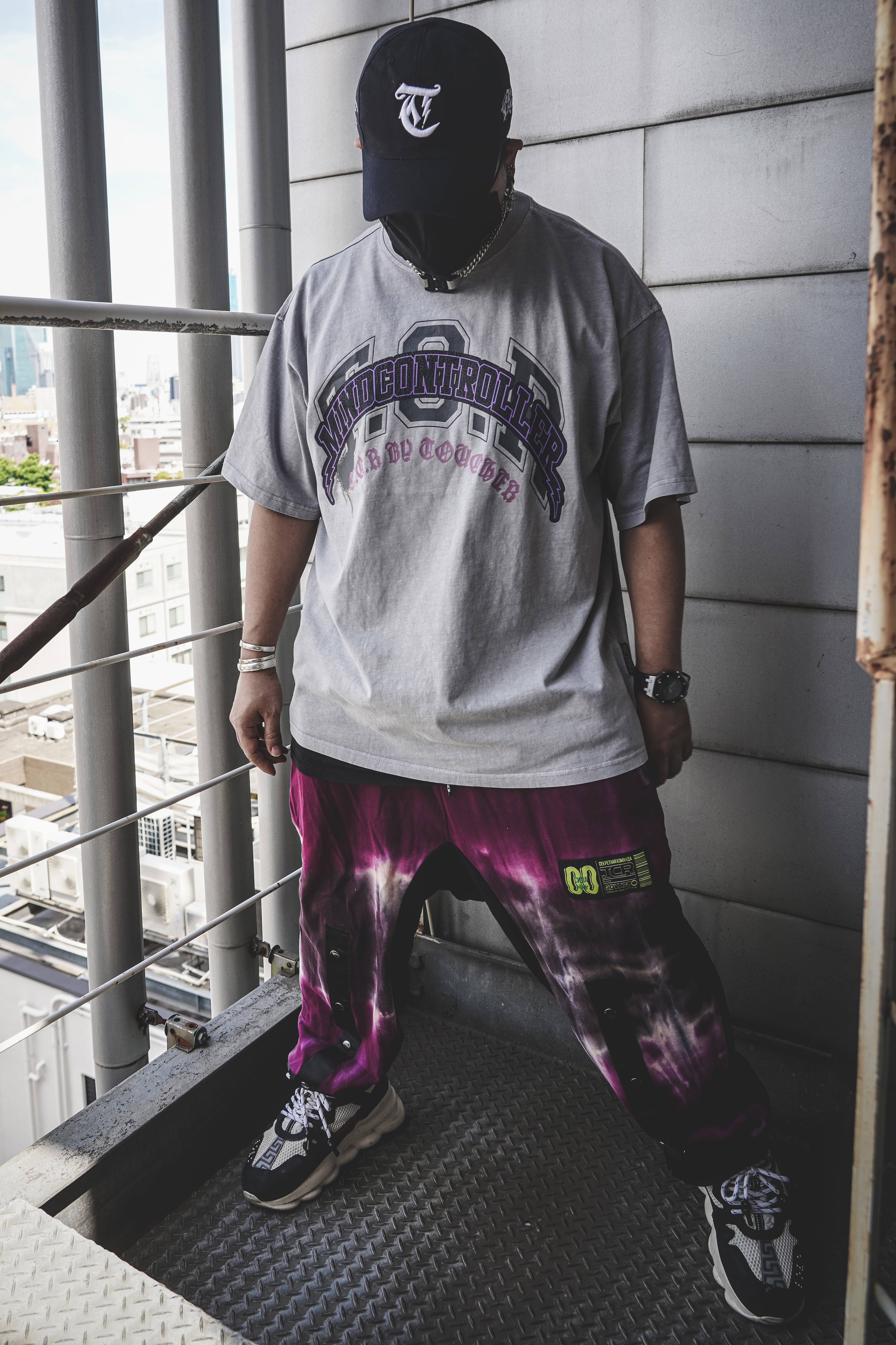 T.C.R MIND CONTROLLER WASHED S/S TEE - ASH GRAY