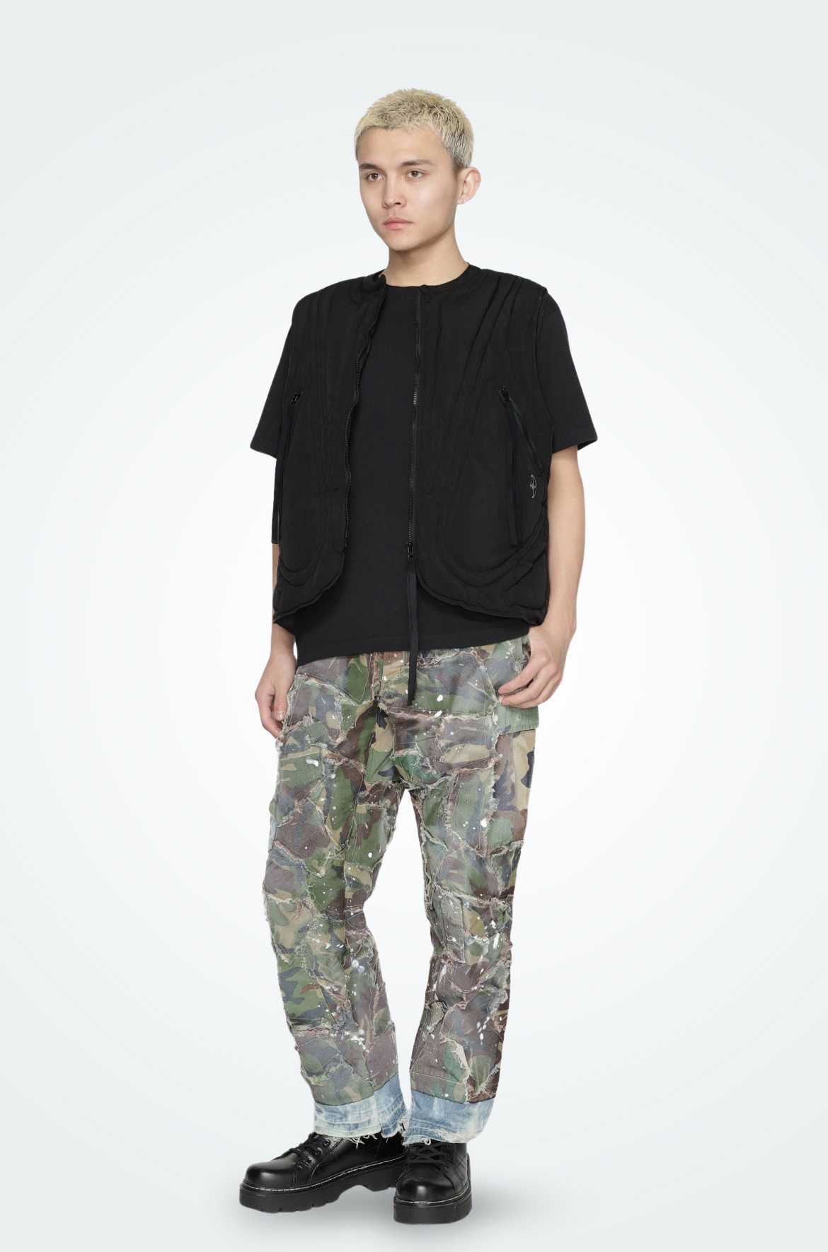 T.C.R GRID PUFFER VEST - BLACK