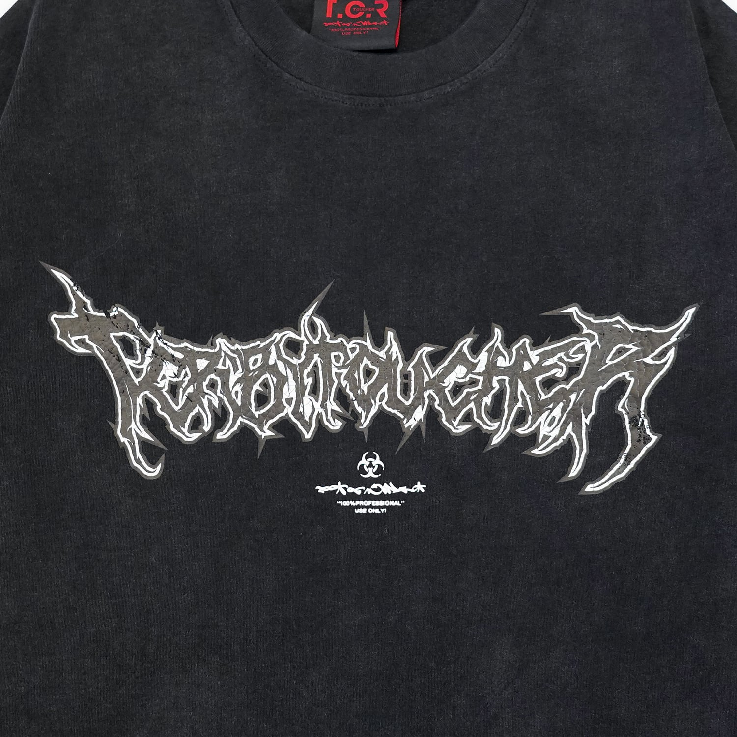 T.C.R METAL LOGO ACID WASH S/S TEE - BLACK