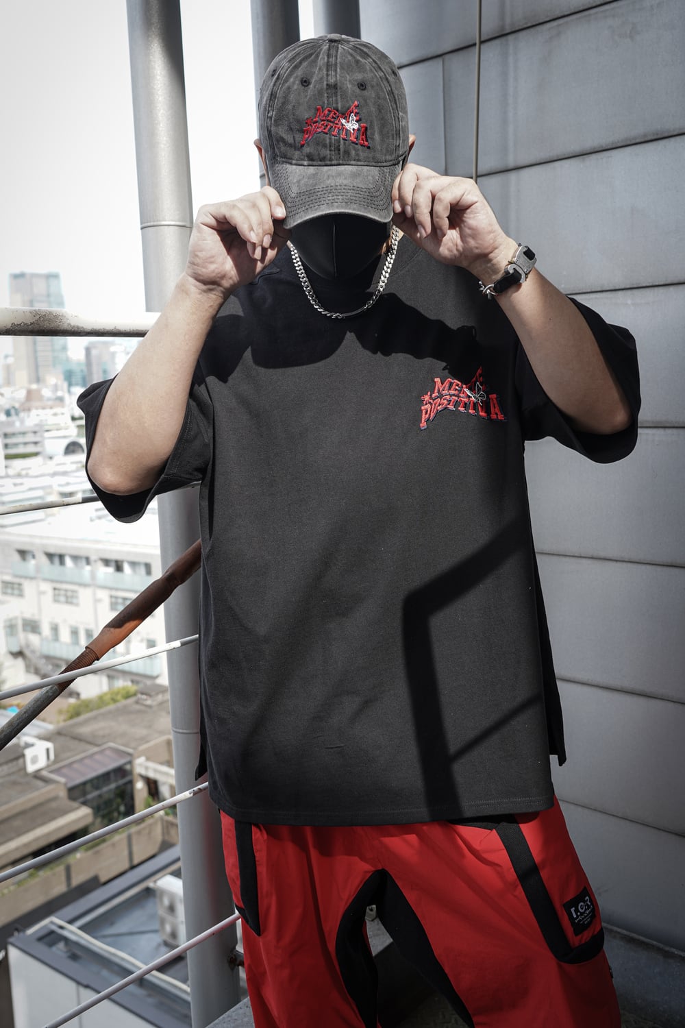 T.C.R MENTE POSITIVA WASHED LOW CAP - BLACK