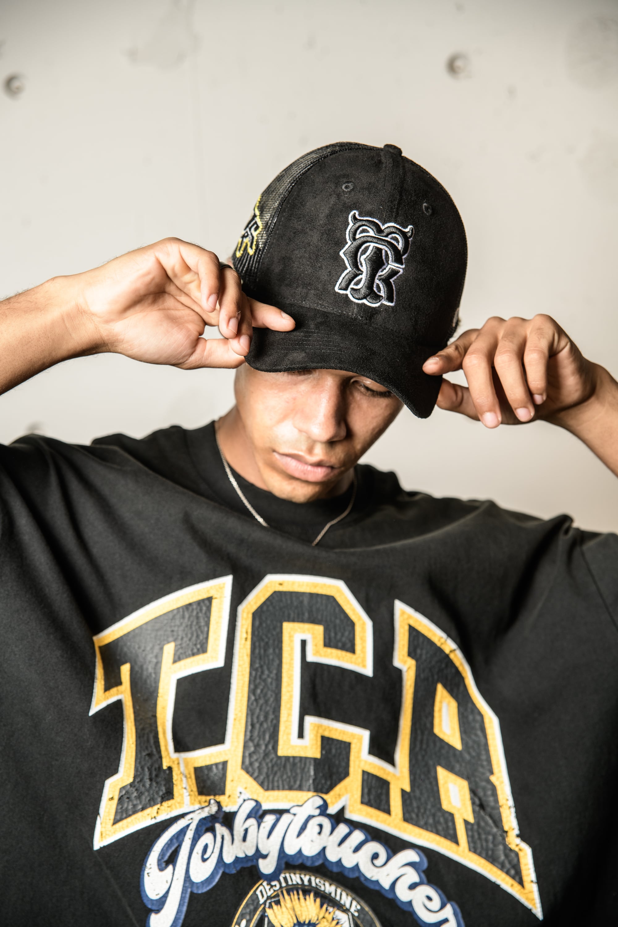 T.C.R MONOGRAM LOGO SUEDE TRUCKER CAP - BLACK