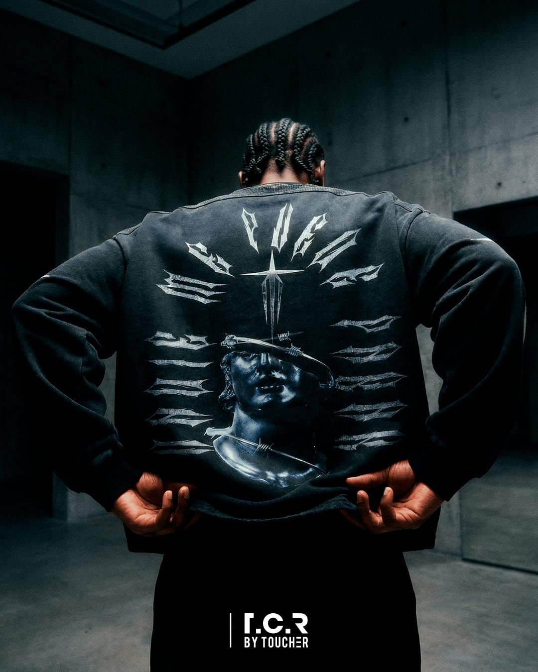 T.C.R FORCE AWAKENING L/S TEE - BLACK