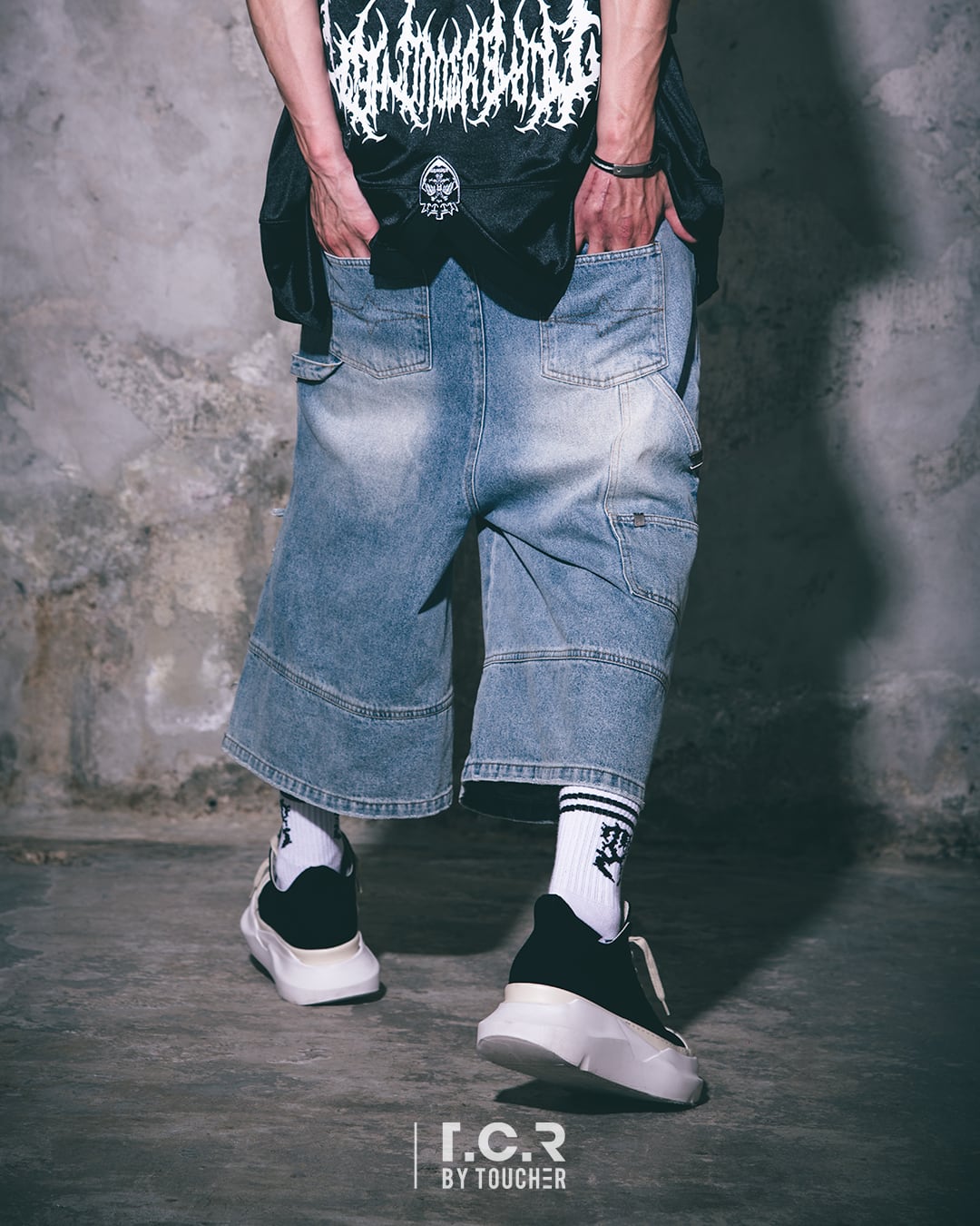 T.C.R DOUBLE KNEE DAMAGE SHORTS - BLUE