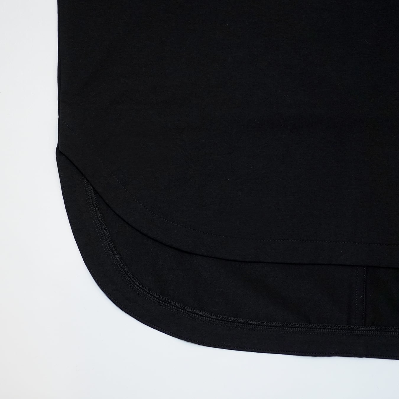 T.C.R RELAPSE LONG LINE INNER TANK TOP - BLACK