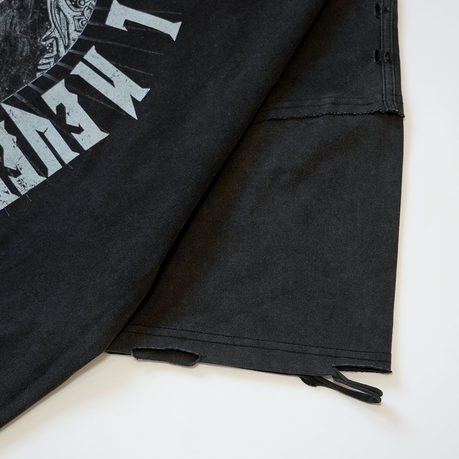 T.C.R JESUS RAVES DISTRESSED S/S TEE - BLACK