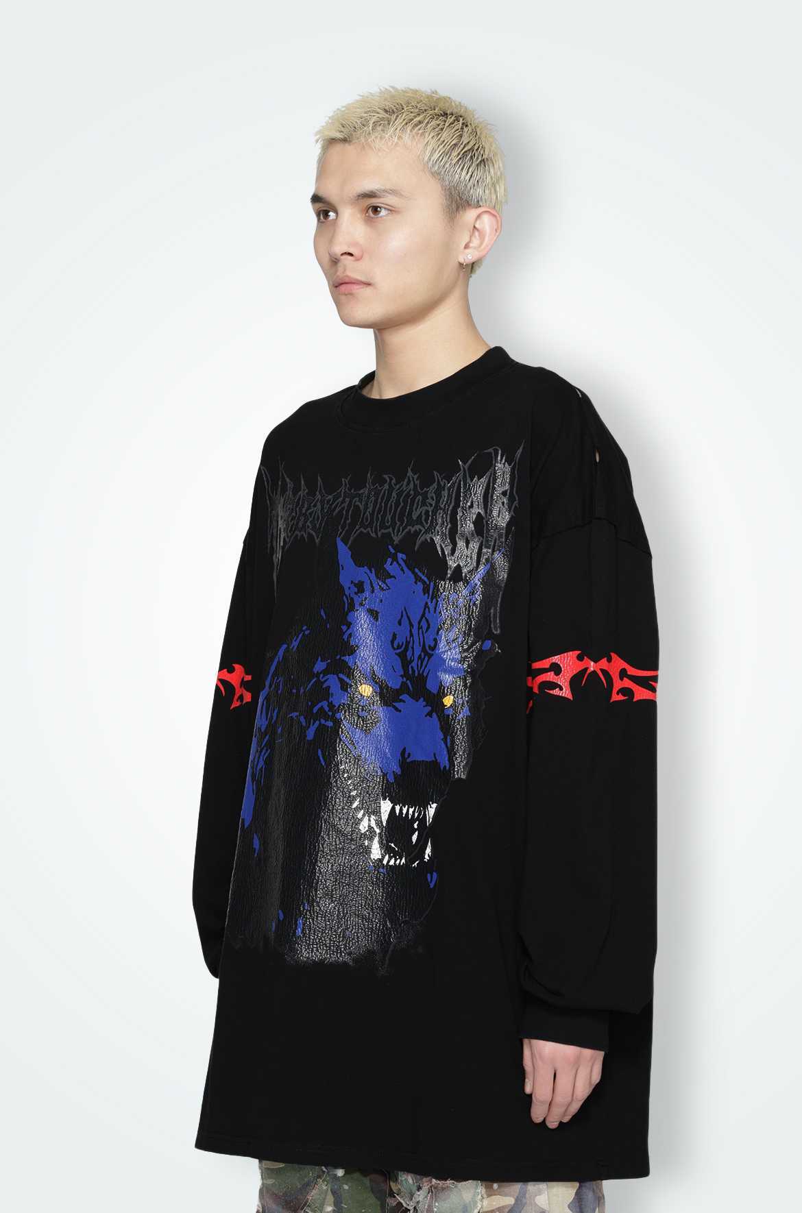 T.C.R WOLF L/S TEE - BLACK