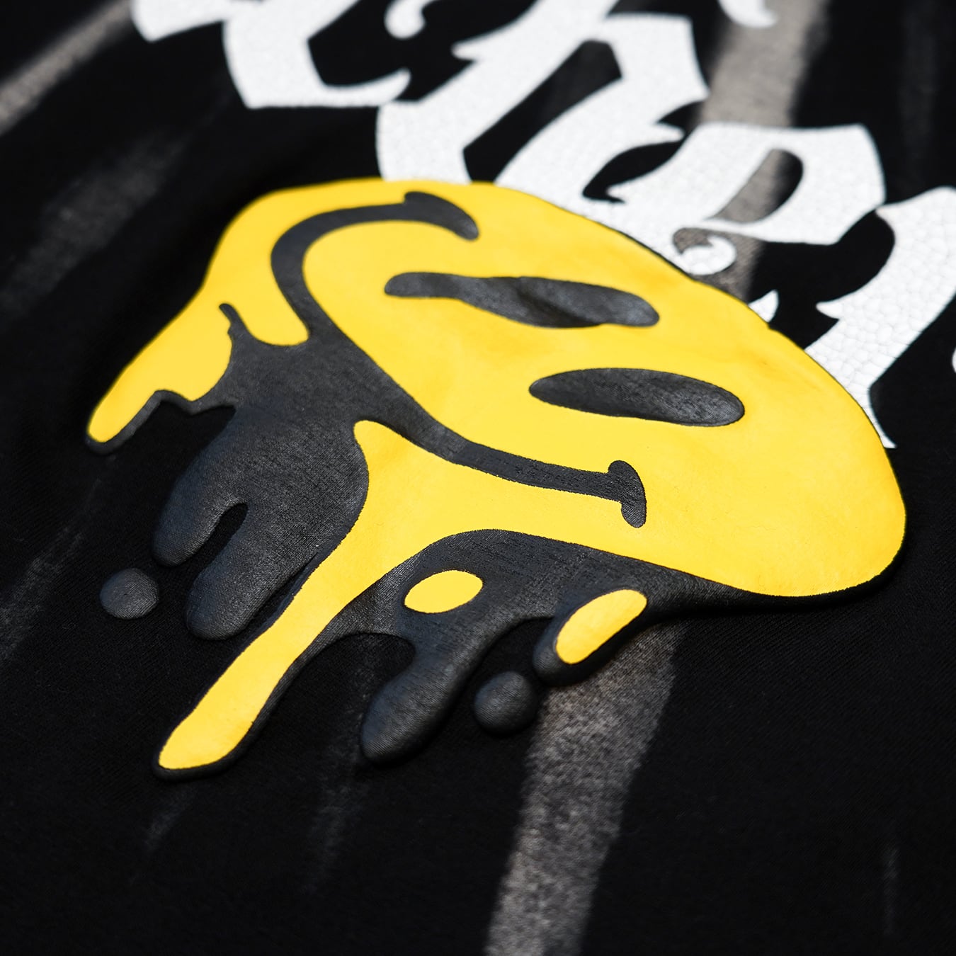 T.C.R DRIP SMILE TIE DYE S/S TEE - BLACK