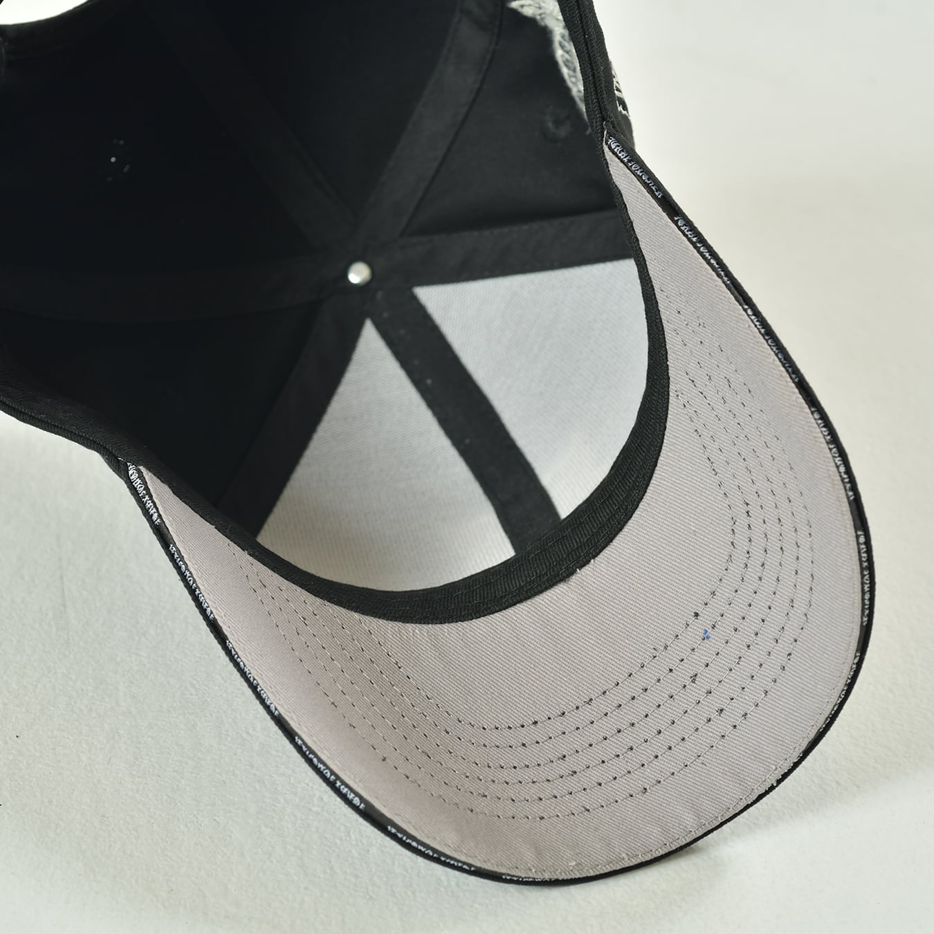 T.C.R MONOGRAM LOGO 6PANEL JESUS CAP - BLACK