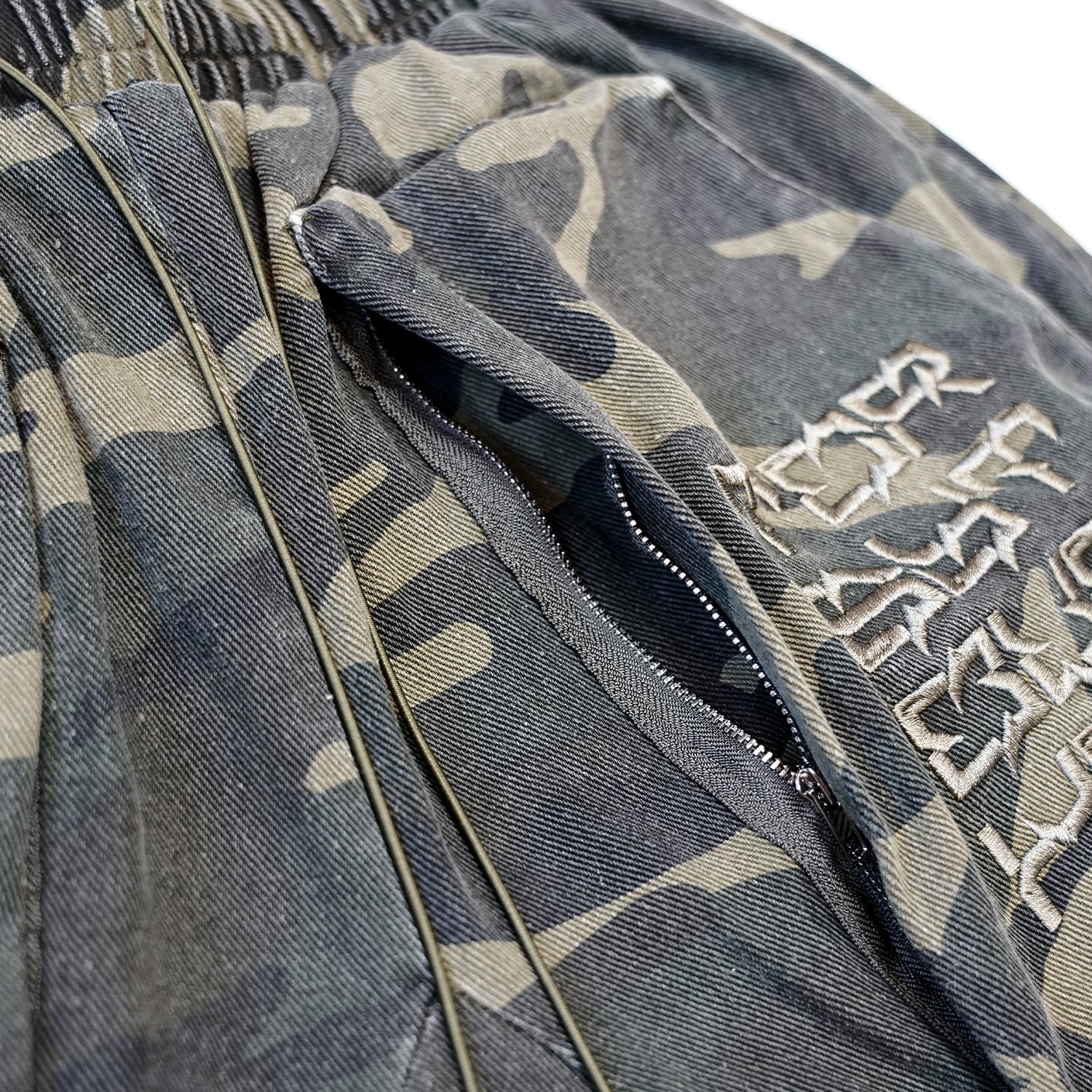 T.C.R RELAPSE MULTI POCKET SAROUEL CARGO SHORTS - CAMO