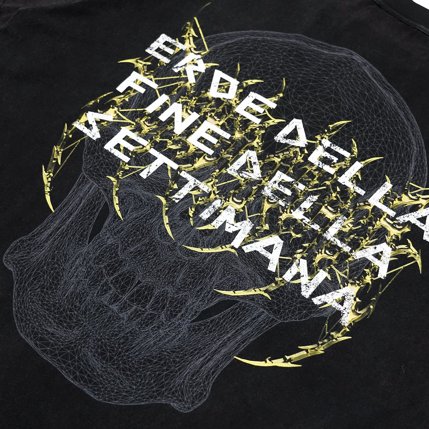 T.C.R WEEKEND HERO WASHED S/S TEE - BLACK