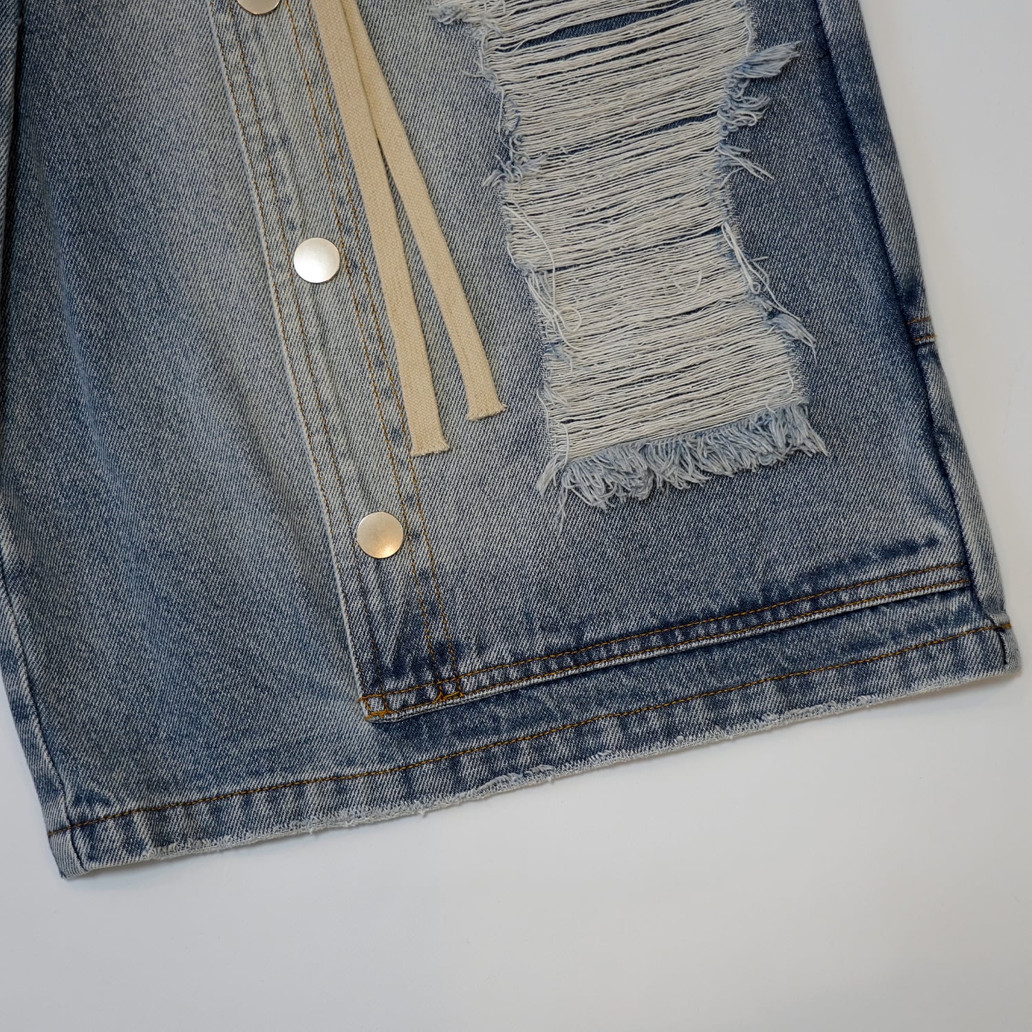 T.C.R DOUBLE KNEE DAMAGE SHORTS - BLUE