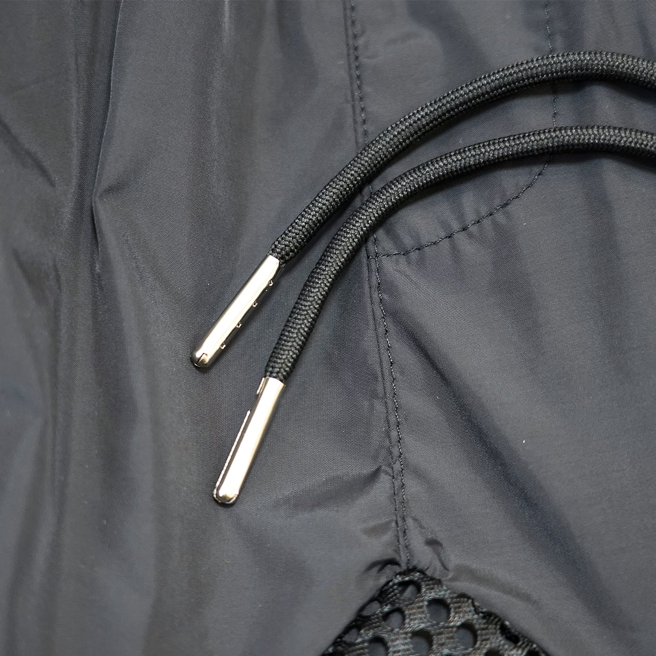 T.C.R FLAME SARUEL NYLON SHORTS - BLACK