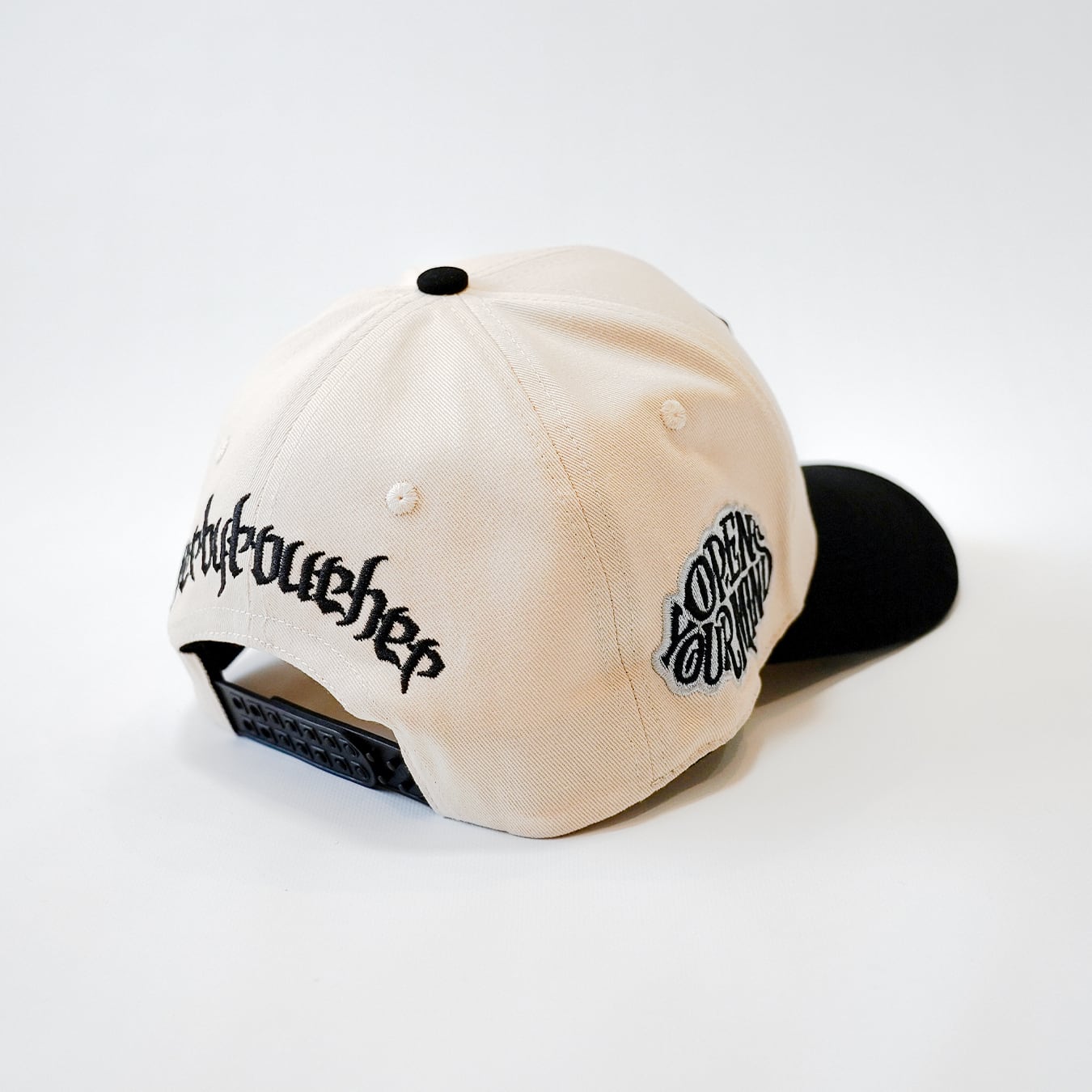 T.C.R FYM MONOGRAM LOGO 6PANEL CAP - BEIGE/BLACK