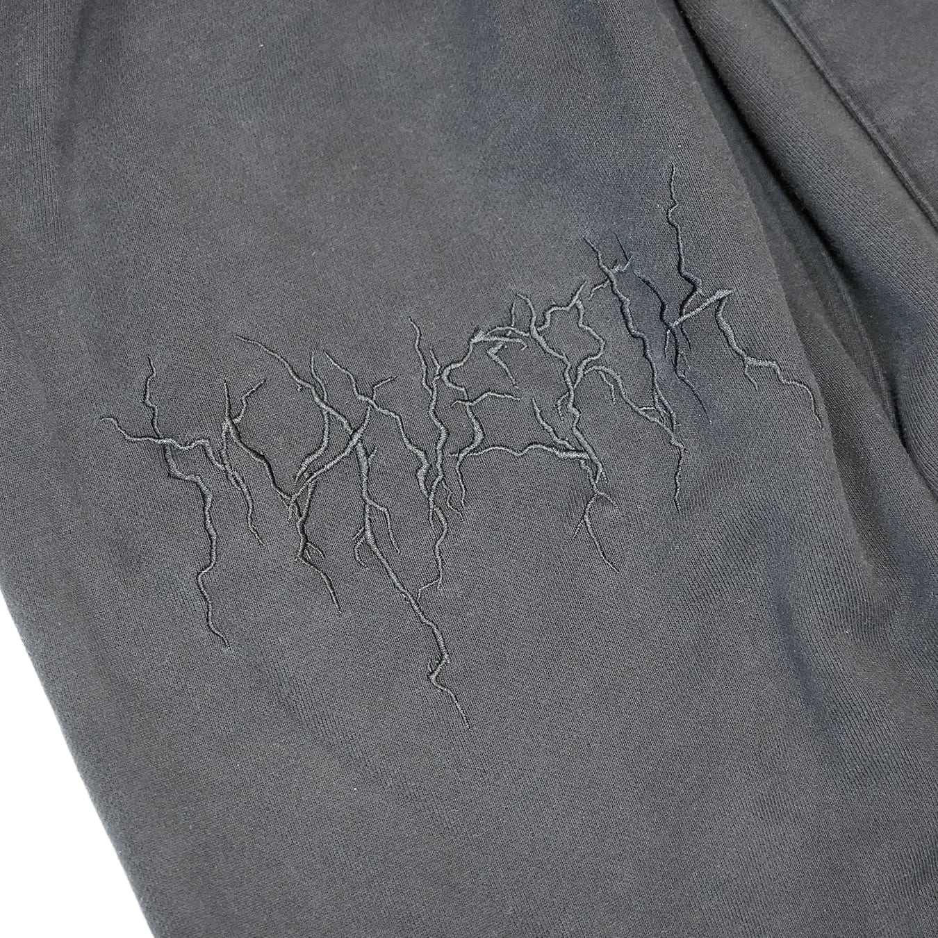 T.C.R DISTRESSED WASHED BAGGY SWEAT PANTS - BLACK