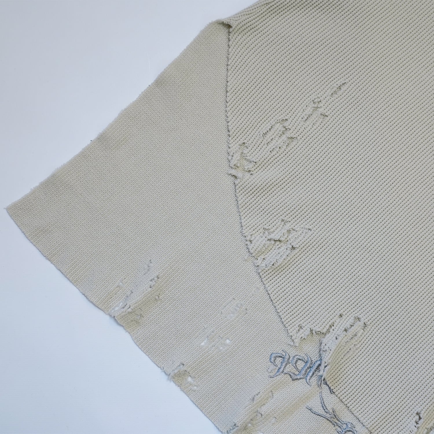 T.C.R DAMAGE INNER TANKTOP - IVORY