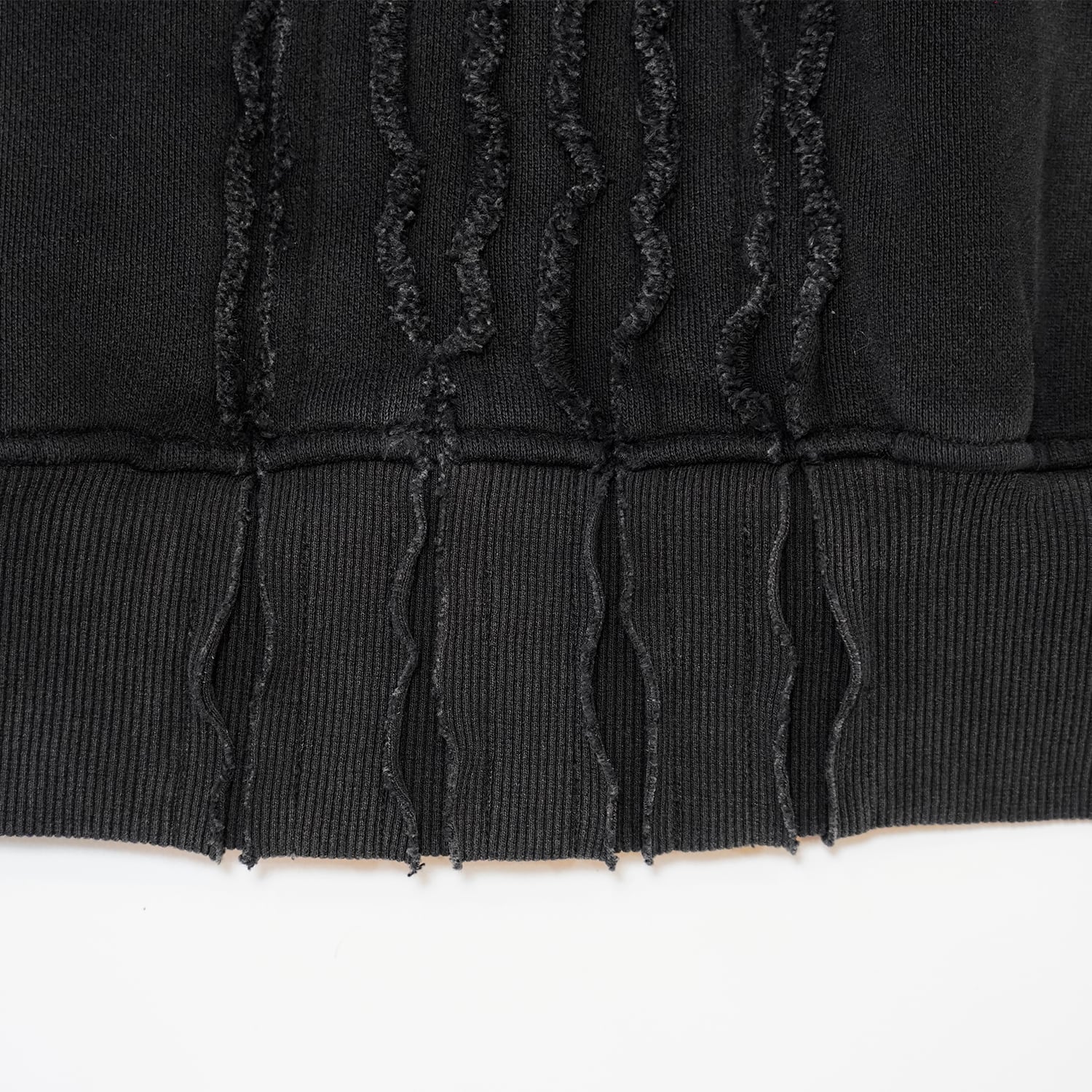 T.C.R DARK KNIGHT CROPPED ZIP HOODIE - BLACK