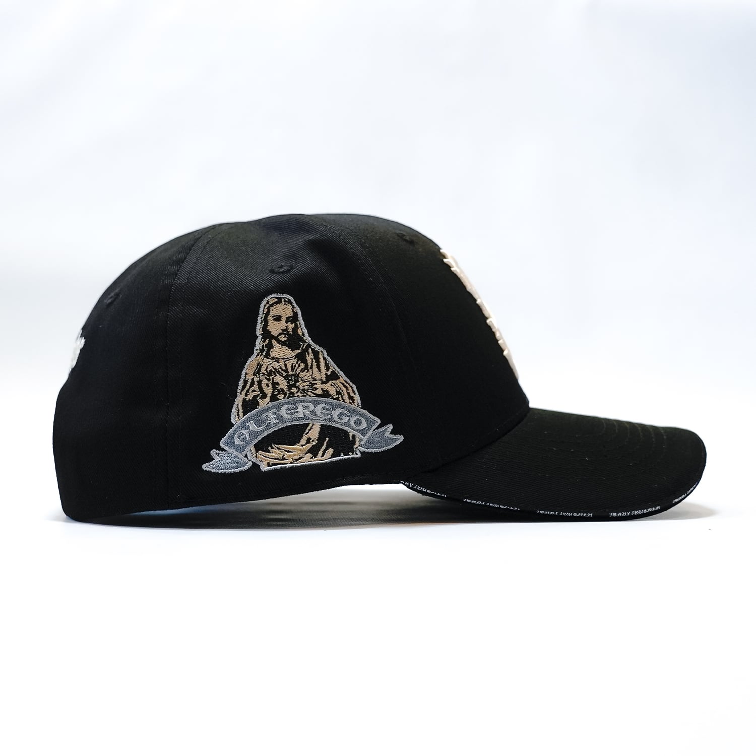T.C.R METAL MONOGRAM LOGO 6PANEL CAP - BLACK
