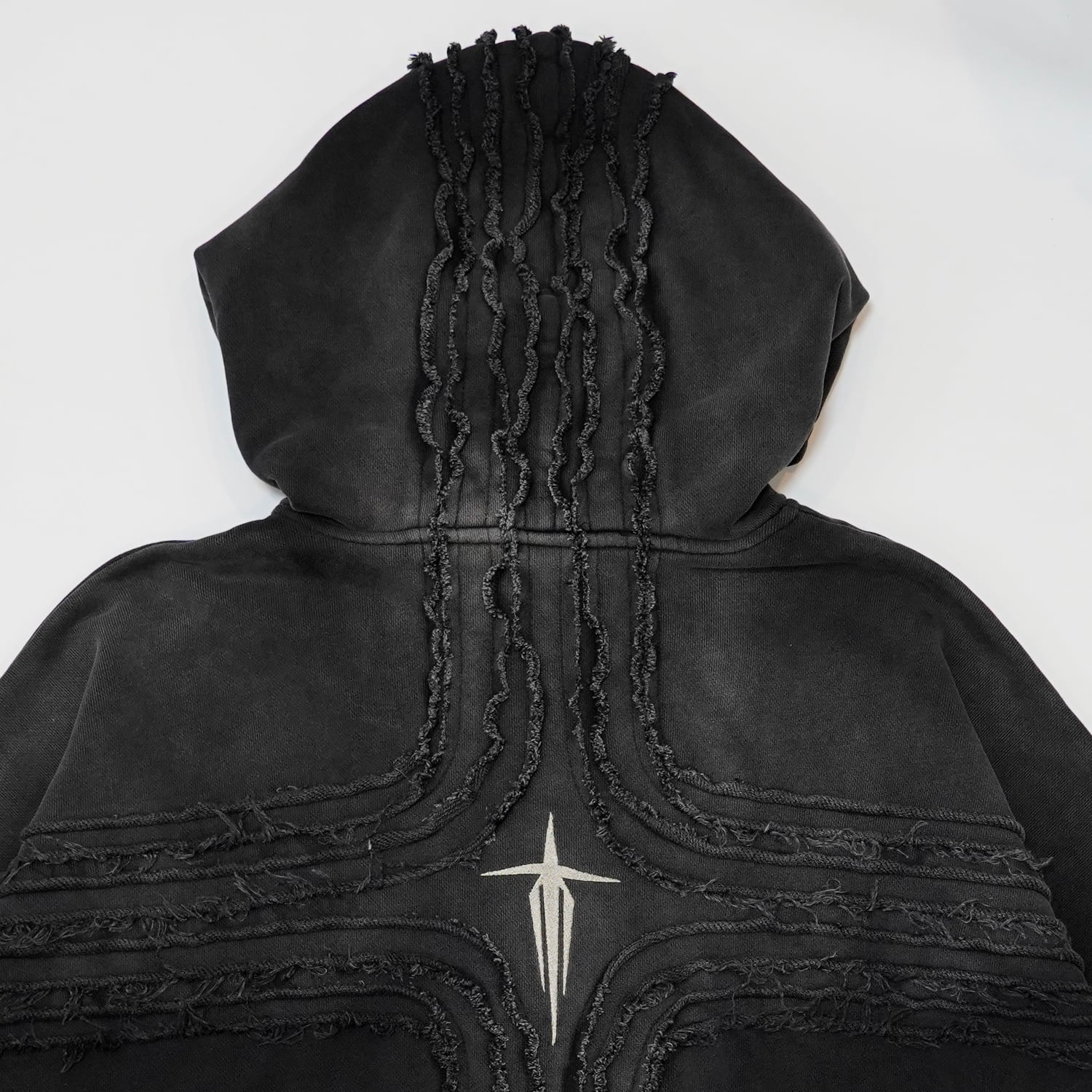 T.C.R DARK KNIGHT CROPPED ZIP HOODIE - BLACK