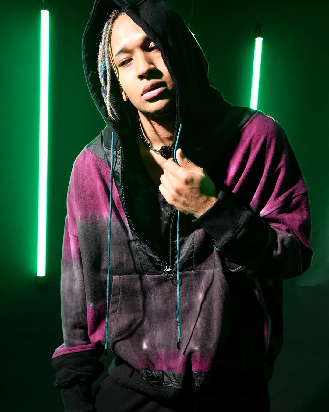TCR ESSENTIAL TECH TIE DYE HOODIE - PURPLE/BLACK