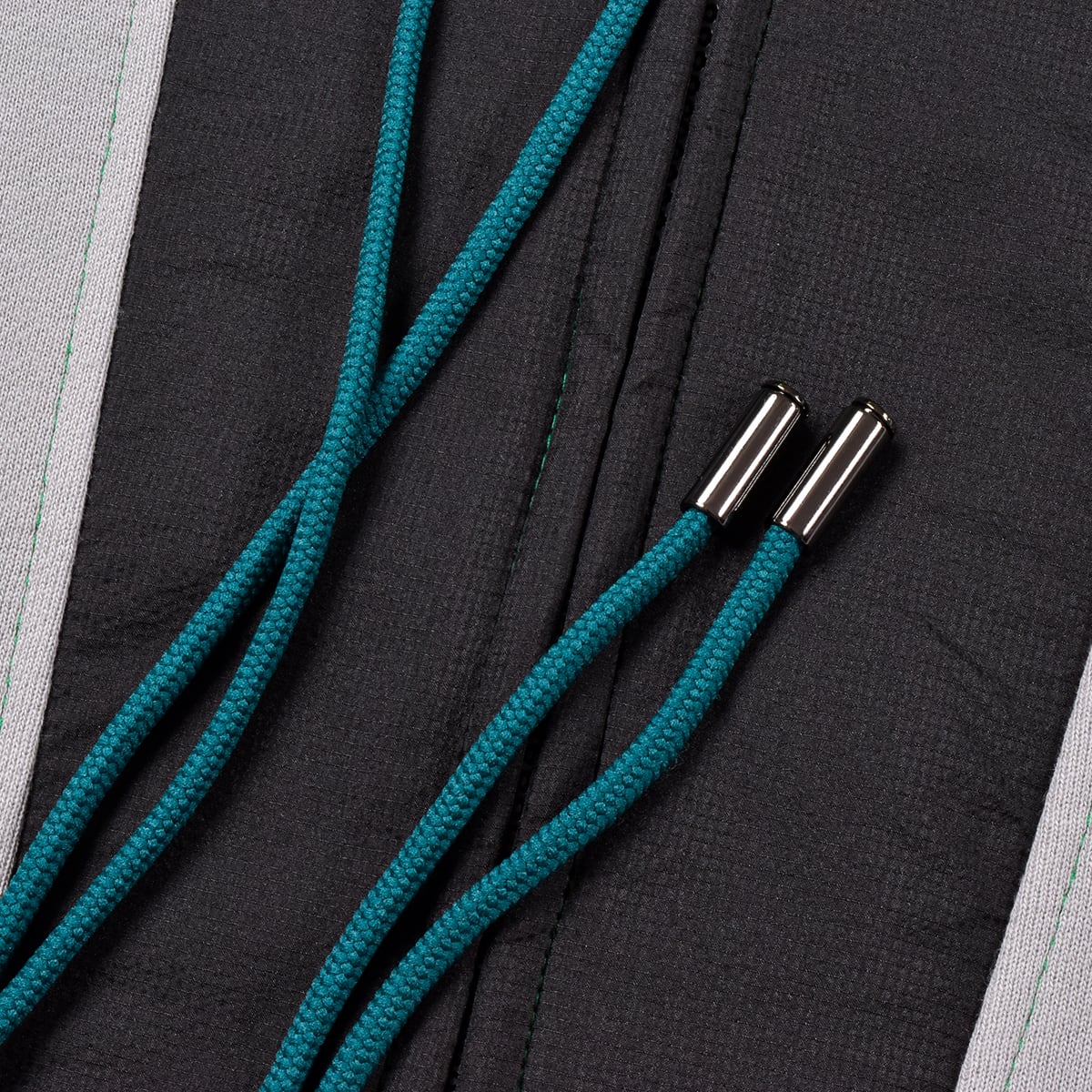 TCR ESSENTIAL TECH HOODIE - GRAY/BLACK