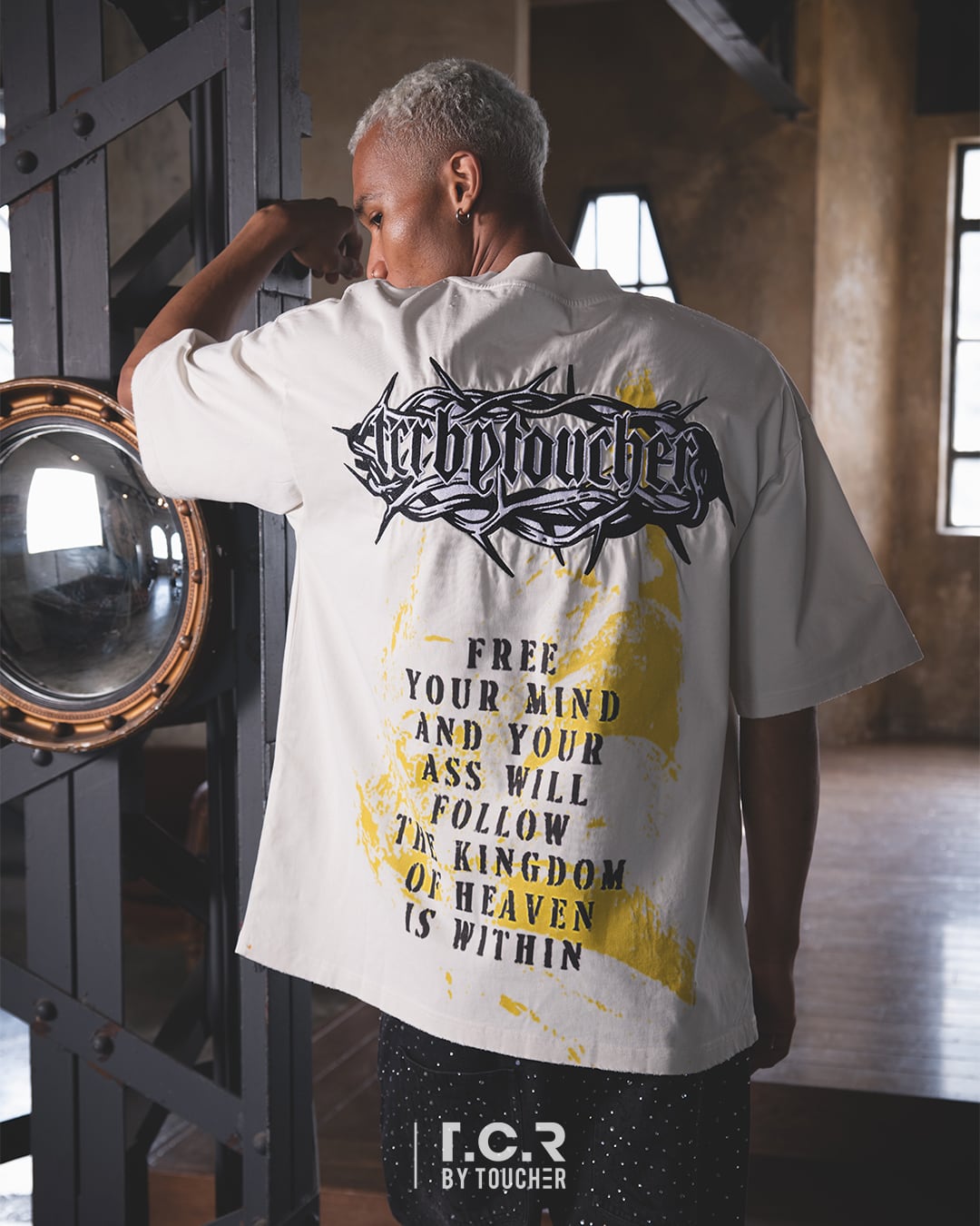 T.C.R JESUS FADE S/S TEE - CREAM