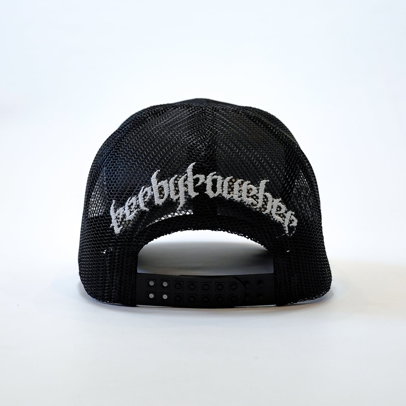 T.C.R FYM MONOGRAM LOGO 6PANEL MESH CAP - BLACK