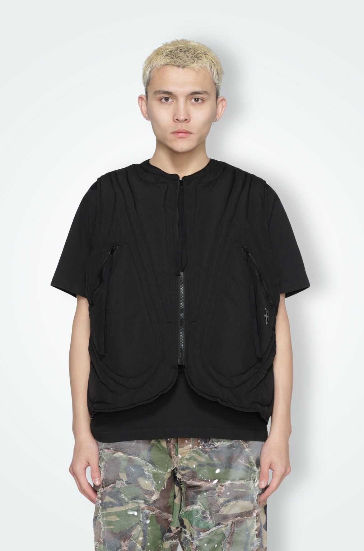 T.C.R GRID PUFFER VEST - BLACK
