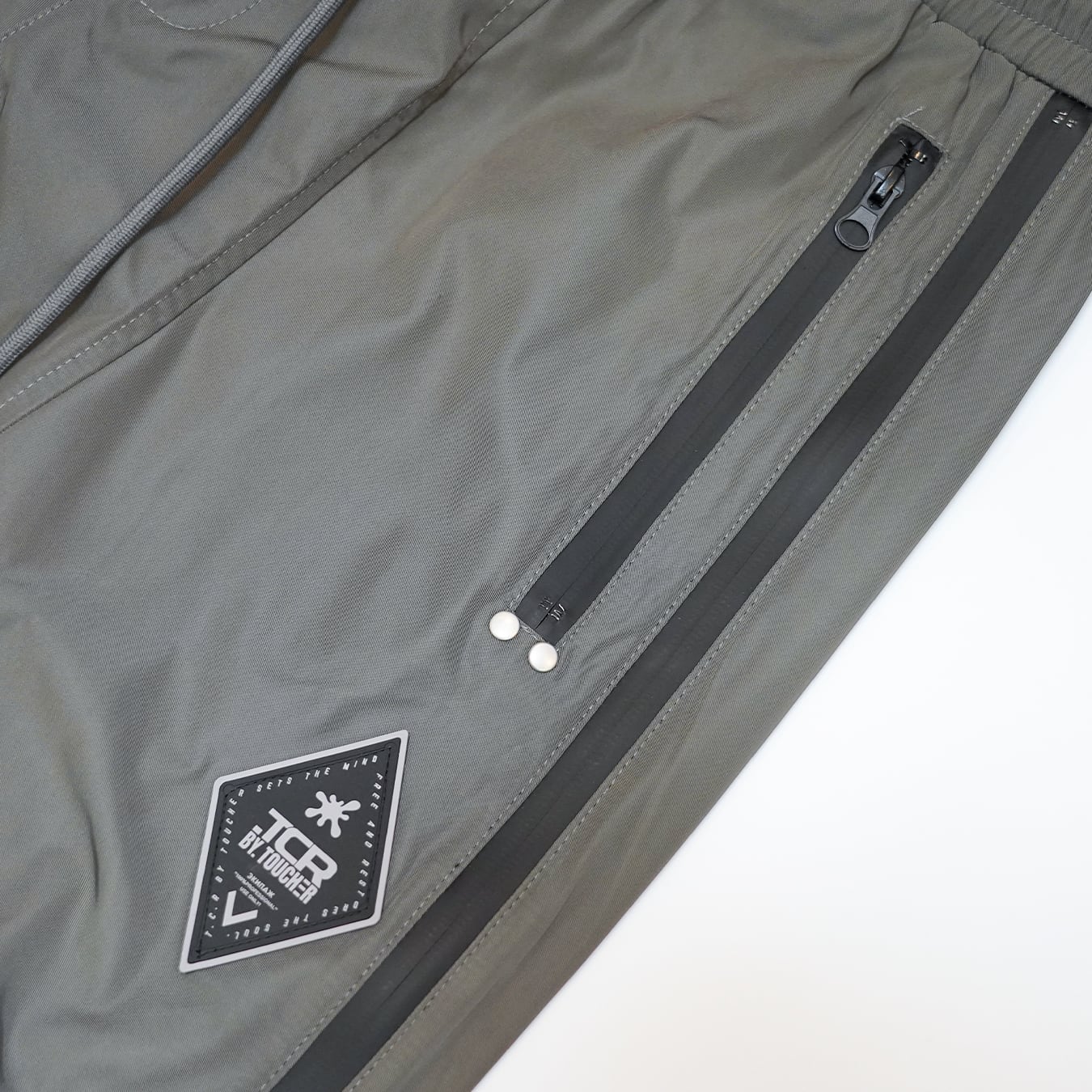 T.C.R TECH SHELL PANTS - GRAY