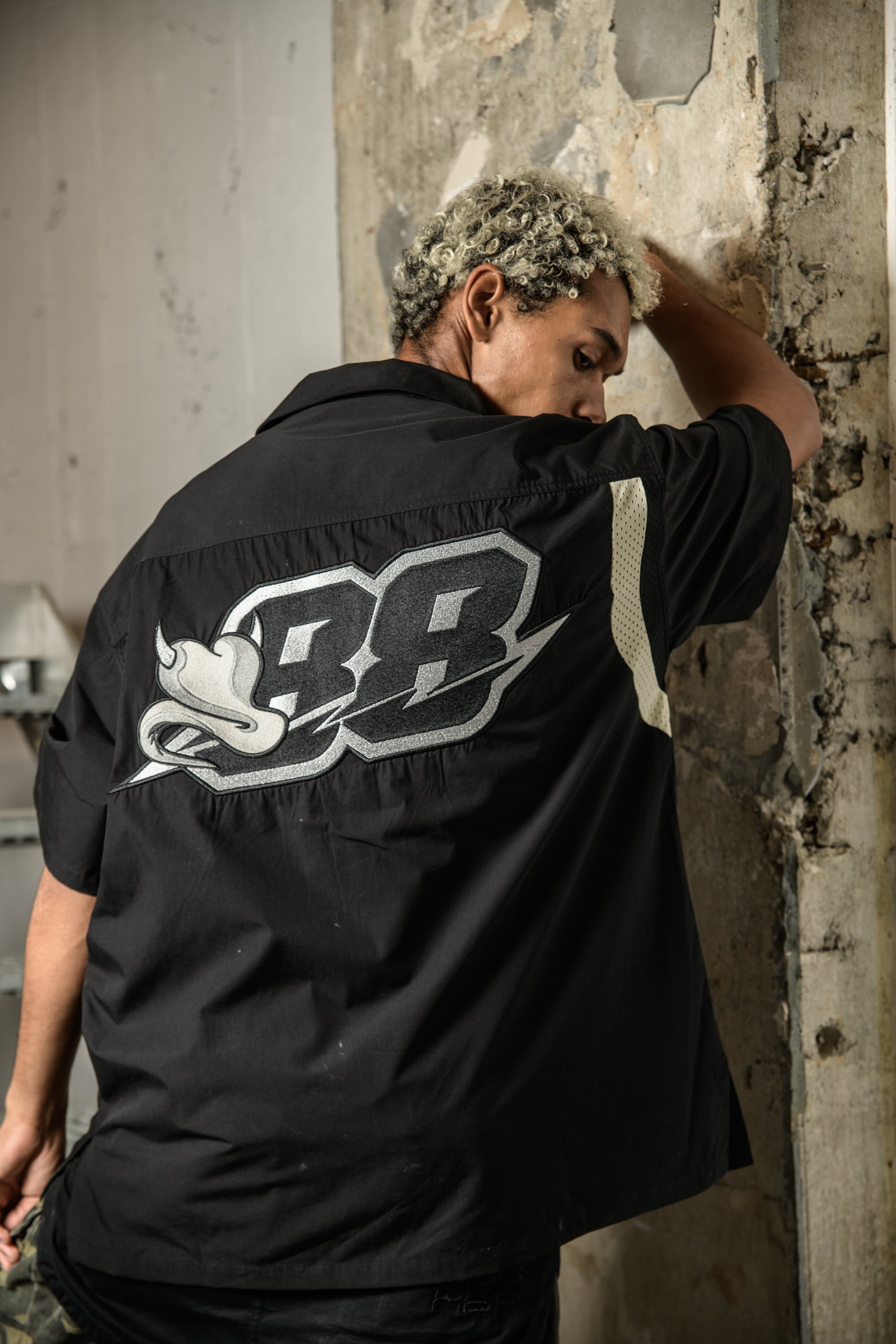 T.C.R PRAYER WIDE FIT BOWLING SHIRTS - BLACK