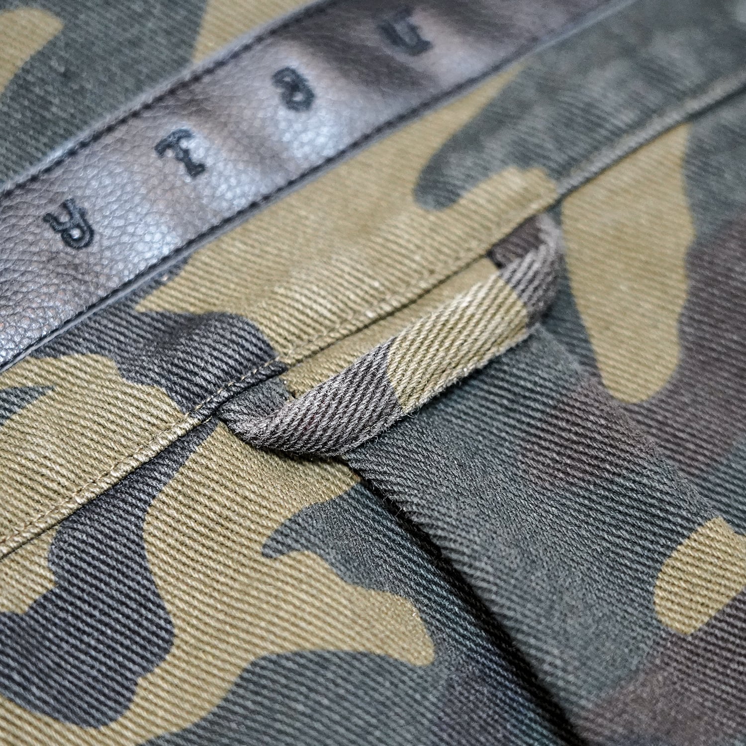 T.C.R DISTRESSED CAMO SHIRTS JACKET - CAMO