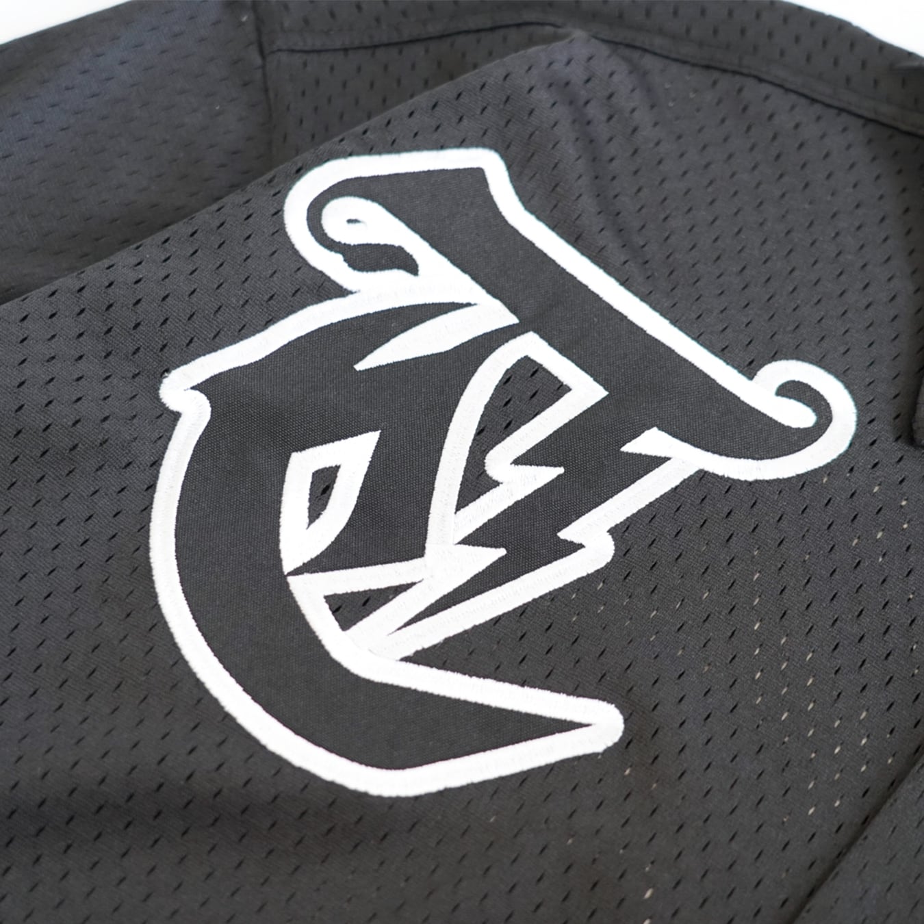 T.C.R LIGHTNING LOGO L/S MESH SHIRTS - BLACK