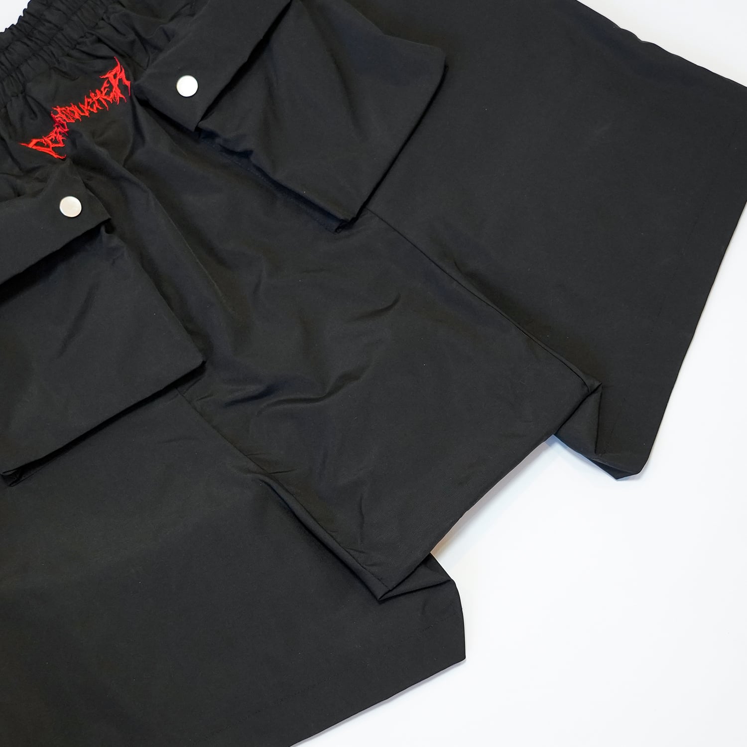 T.C.R RELAPSE MULTI POCKET SAROUEL CARGO SHORTS - BLACK