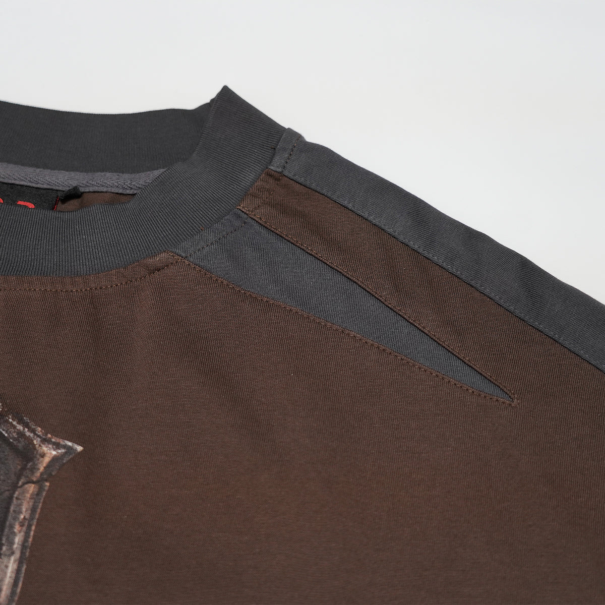 T.C.R ALTER EGO EXOFRAME S/S TEE - BROWN