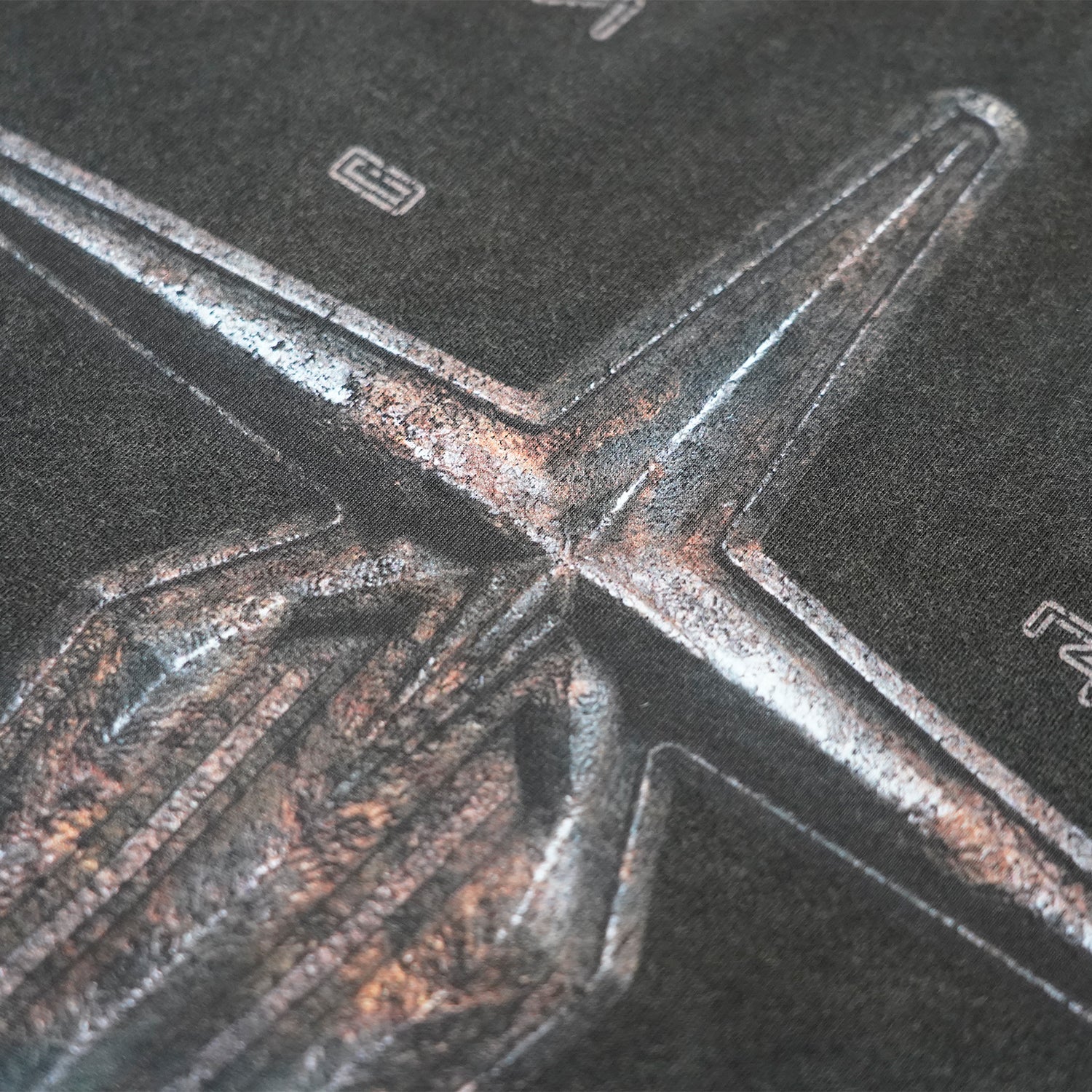 T.C.R WAVE CORE TEE - BLACK
