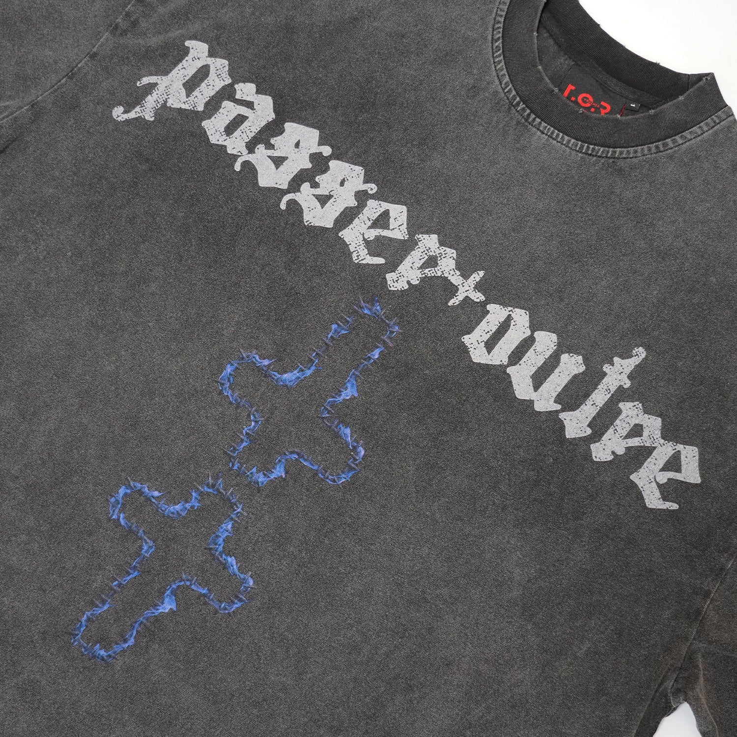 T.C.R PASSER OUTRE TEE - BLACK