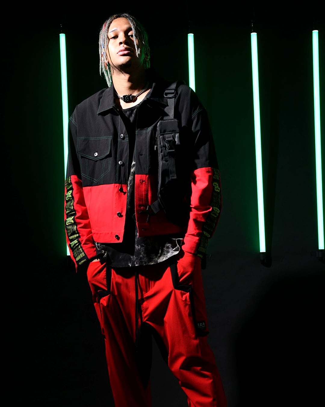T.C.R EQUIPMENT TRUCKER JACKET V2 - BLACK/RED