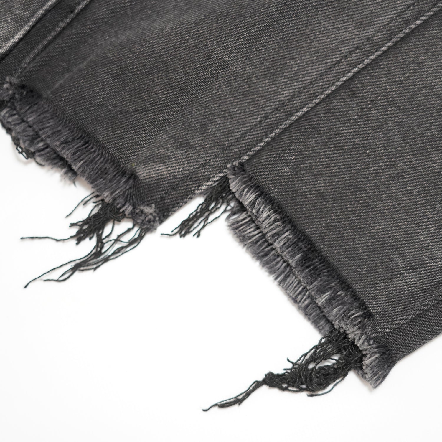 T.C.R INDUSTRIAL FADE CARGO LONG SHORTS - BLACK