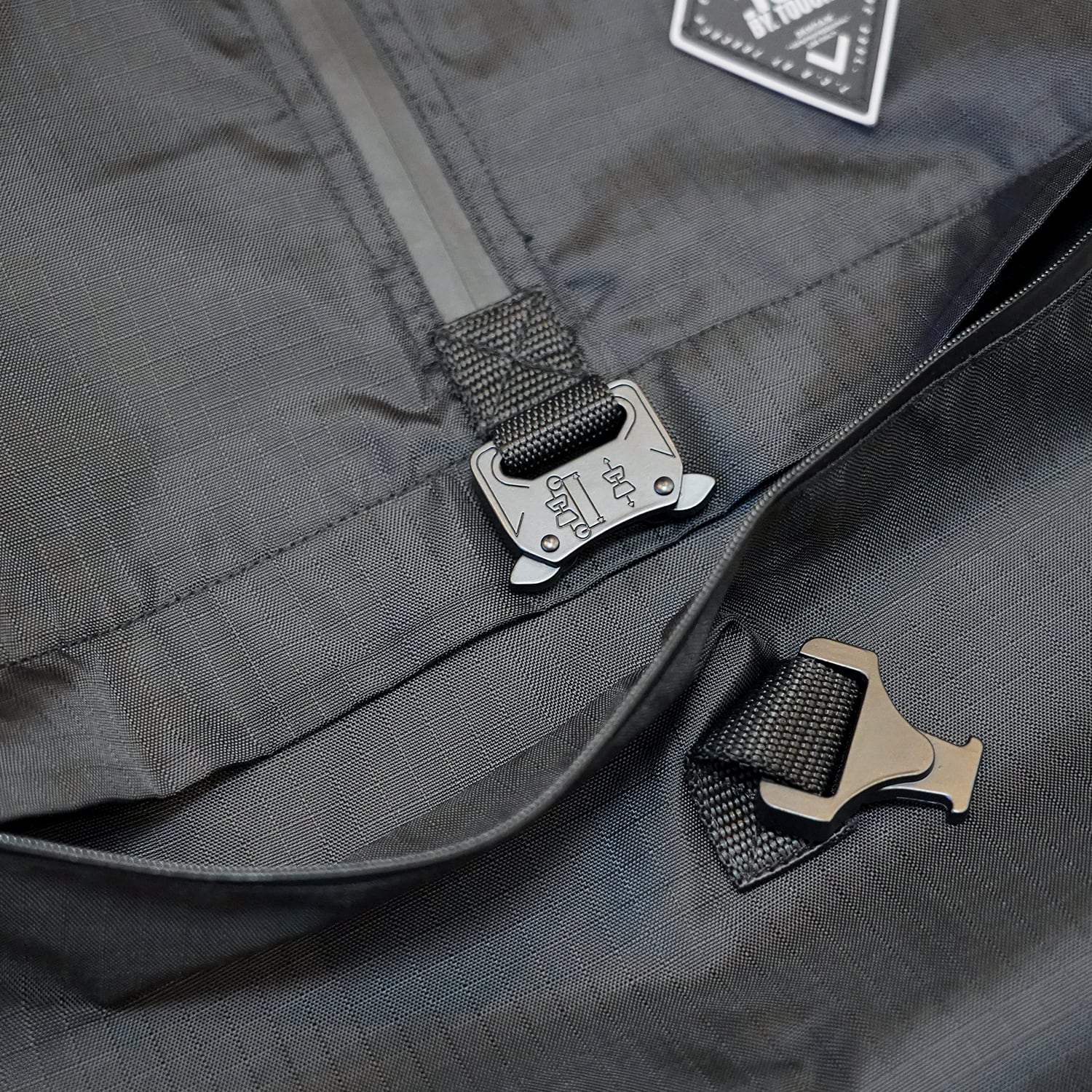 T.C.R WATERPROOF ANORAK VENTURE JACKET - BLACK / ORANGE